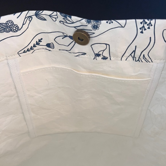 Victorian-esque “Show of Hands” paper kraft tote bag & matching key ring-NWT - Picture 5 of 12